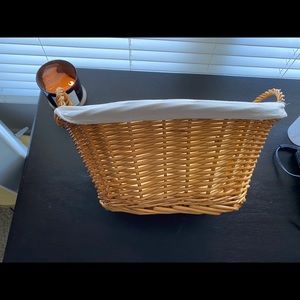 Large storage basket